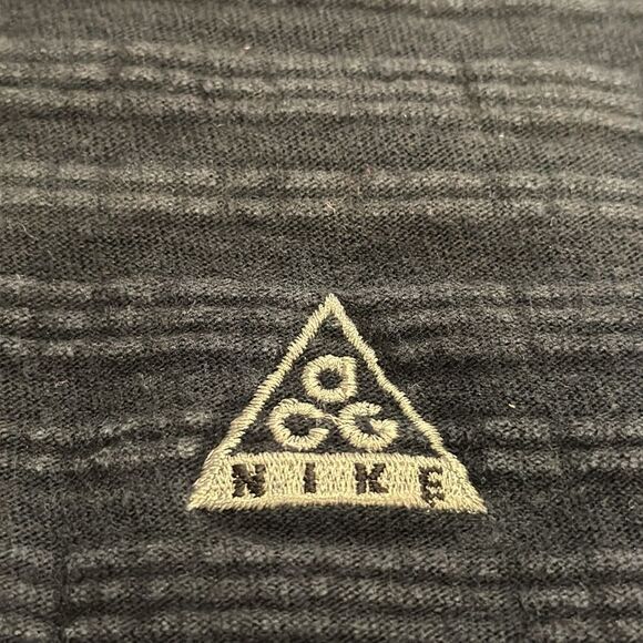 NIKE ACG vtg 90s made in USA Tee size XL textured beautiful fade rare tee black - Picture 3 of 8